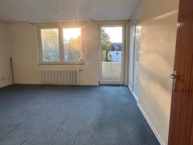 Wohnung zur Miete 790 € 4 Zimmer 89 m² Geschoss 2/3 frei ab sofort Innenstadt Gütersloh 33330