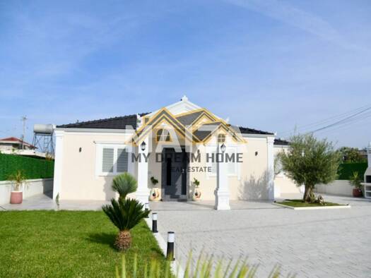 Studio zum Kauf 275.000 € 1 Zimmer 125 m² 1. Geschoss Rruga Shenjtoret Durrës 2001