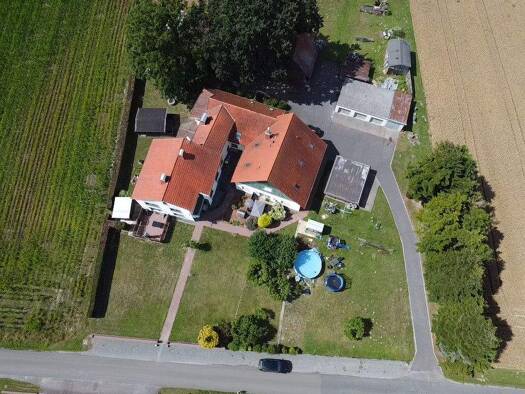 Mehrfamilienhaus zum Kauf als Kapitalanlage geeignet 649.000 € 17 Zimmer 546 m² 6.700 m² Grundstück Uffeln Vlotho 32602