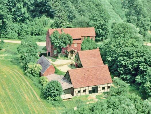 Haus zum Kauf 598.000 € 16 Zimmer 600 m² 2.046 m² Grundstück Blandikow Heiligengrabe 16909