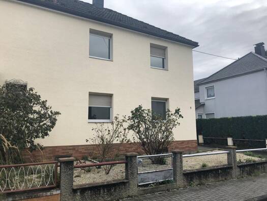 Doppelhaushälfte zur Miete 2.800 € 7 Zimmer 150 m² 500 m² Grundstück frei ab sofort Zaberner Straße 4 Biebrich Wiesbaden 65203