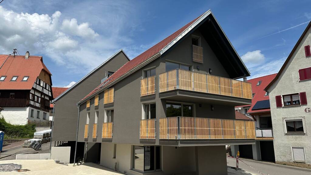 Wohnung zur Miete 1.390 € 2,5 Zimmer 103 m² Geschoss 2/3 frei ab sofort Ergenzingen Rottenburg am Neckar 72108