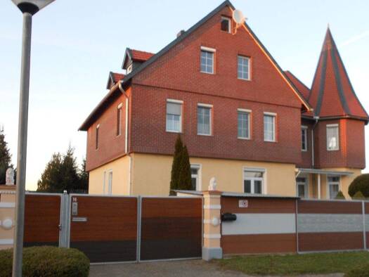 Haus zum Kauf 899.000 € 14 Zimmer 400 m² 1.500 m² Grundstück Lichtenberg Salzgitter 38228