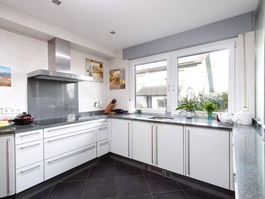 Einfamilienhaus zum Kauf 449.500 € 6 Zimmer 137 m² 432 m² Grundstück Emmerich Emmerich am Rhein 46446