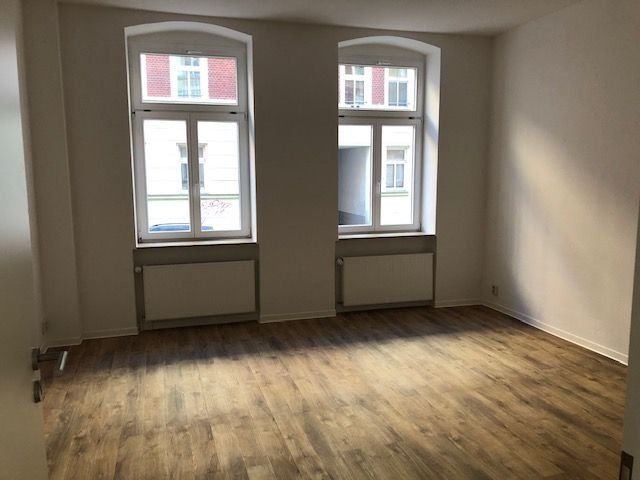 Wohnung zur Miete 414 € 1 Zimmer 46 m²<br/>Wohnfläche EG<br/>Geschoss ab sofort<br/>Verfügbarkeit Bernhardystr.41 Südliche Innenstadt Halle (Saale) 06110