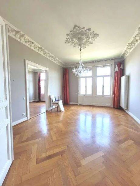 Wiesbaden-City – Stilaltbau mit Aufzug und Garage – Wiesbaden – Vorschaubild 7