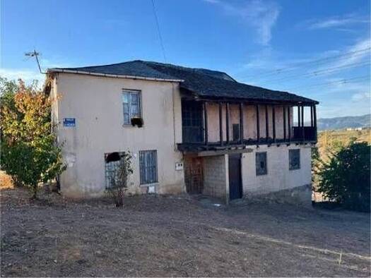 Chalet zum Kauf 35.000 € 20 Zimmer 301 m² Calle Doce Castropodame 24314