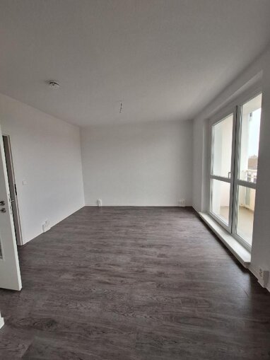 Wohnung zur Miete 471 € 4 Zimmer 78,5 m² 4. Geschoss Sputnikstr. 19 Neu Reform Magdeburg 39118