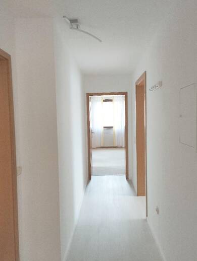 Wohnung zur Miete 650 € 2 Zimmer 64,6 m² Dachgeschoss, 1. Geschoss frei ab sofort Höchberg 97204