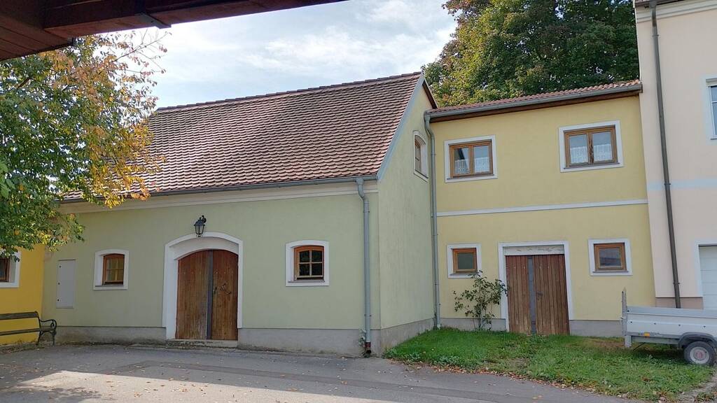 Einfamilienhaus zum Kauf 135.000 € 4 Zimmer 388 m² Grundstück Göllersdorf 2013