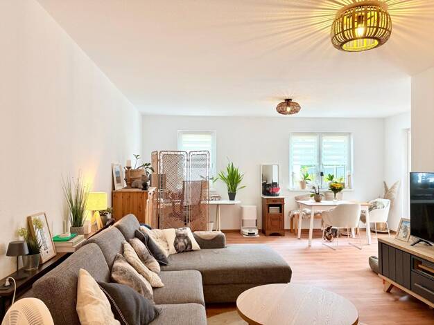 Wohnung zur Miete 810 € 2 Zimmer 77,4 m² frei ab 01.10.2026 Wetzlar 35578