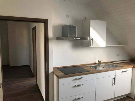 Wohnung zur Miete 680 € 2 Zimmer 71 m² 2. Geschoss frei ab sofort Großenried Bechhofen / Großenried 91572