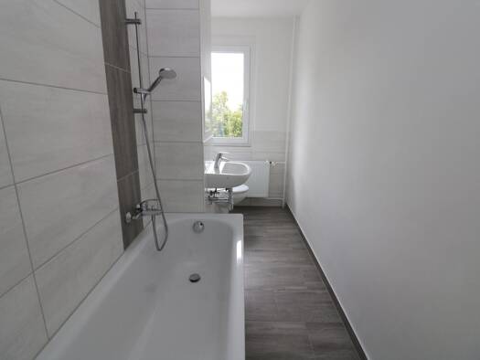 Wohnung zur Miete 399 € 3 Zimmer 58,3 m² 2. Geschoss Maxim-Gorki-Straße 106 Freiberg Freiberg 09599