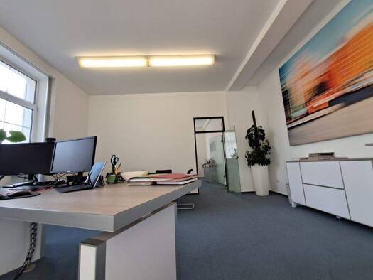 Bürofläche zur Miete provisionsfrei 12,75 € 7,5 Zimmer 281 m² Bürofläche Ostend Frankfurt am Main 60314