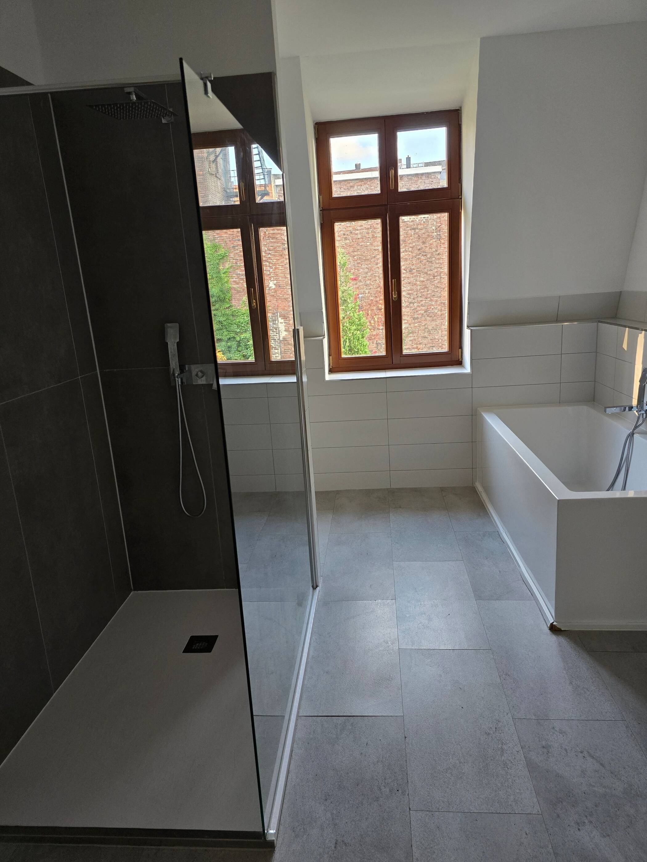 Charmante 4-Zimmer-Dachgeschosswohnung in Wuppertal – Buchenstraße 40, 42119 Wuppertal – Vorschaubild 9