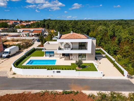 Villa zum Kauf - Erstbezug 700.000 € 4 Zimmer 146 m² Marčana 52206