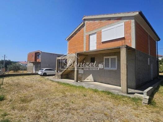 Einfamilienhaus zum Kauf 380.000 € 7 Zimmer 215 m² Kaštel Novi 21216