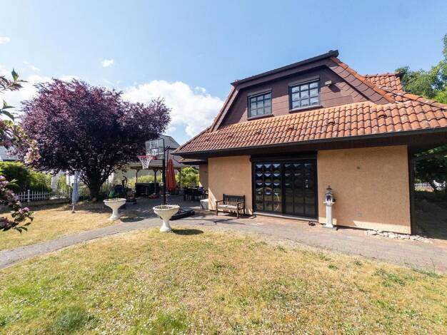 Einfamilienhaus zum Kauf provisionsfrei 709.000 € 7 Zimmer 174 m² 598 m² Grundstück Nauheim 64569