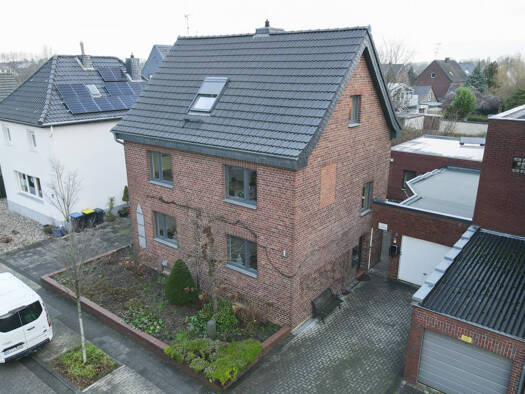 Mehrfamilienhaus zum Kauf 520.000 € 5 Zimmer 163 m² 873 m² Grundstück Rommerskirchen / Eckum 41569