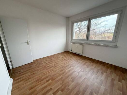 Wohnung zur Miete 282 € 3 Zimmer 56,3 m² 5. Geschoss Albert-Schweitzer-Straße 50 Chrieschwitz Plauen 08529