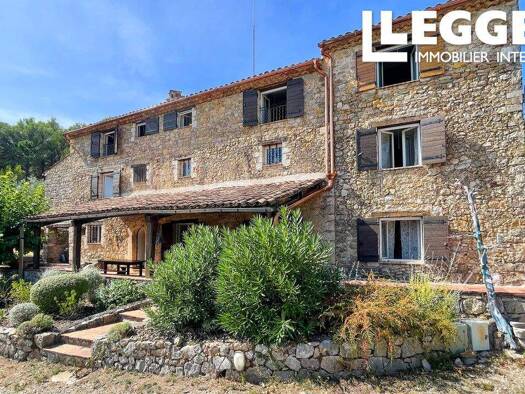 Einfamilienhaus zum Kauf 2.500.000 € 8 Zimmer 401 m² 200.000 m² Grundstück Seillans 83440