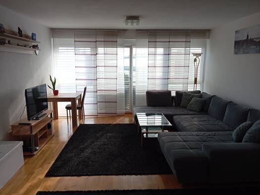 Wohnung zur Miete 430 € 1 Zimmer 43,4 m² Geschoss 2/3 frei ab 01.04.2026 Geratsberger Straße 9 a Dingolfing 84130