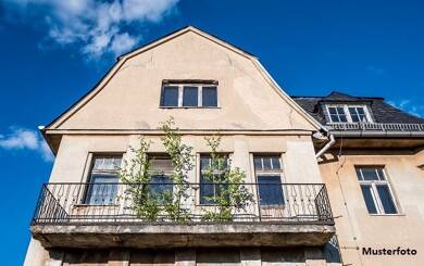 Wohnung zum Kauf 40.000 € 2 Zimmer 52 m² Brand Zwickau 08060