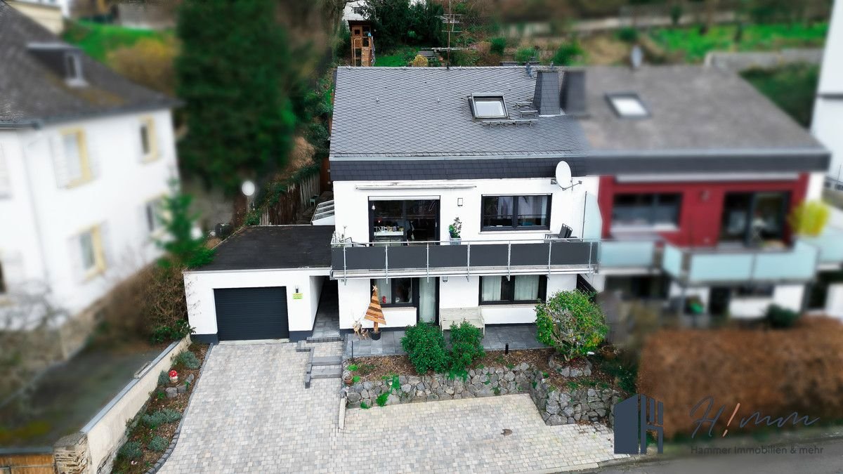 Einfamilienhaus zum Kauf 430.000 € 8 Zimmer 208,1 m²<br/>Wohnfläche 415 m²<br/>Grundstück 01.01.2025<br/>Verfügbarkeit Bad Ems 56130