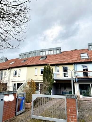 Reihenmittelhaus zum Kauf 529.000 € 5 Zimmer 150 m² 273 m² Grundstück frei ab sofort Heuchelhof Würzburg 97084