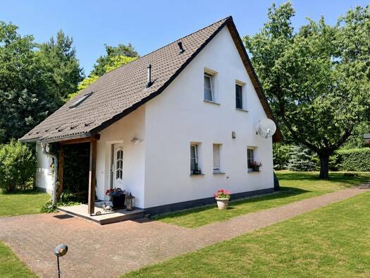 Einfamilienhaus zum Kauf 249.000 € 4 Zimmer 92,7 m² 810 m² Grundstück Komptendorf Neuhausen / Komptendorf 03058