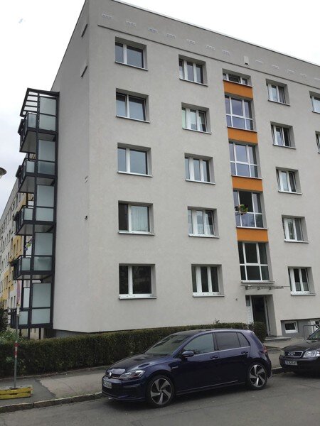 Wohnung zur Miete 491 € 2 Zimmer 65,6 m²<br/>Wohnfläche 1.<br/>Geschoss 14.12.2024<br/>Verfügbarkeit Jessener Str. 32 Dobritz-Süd (Jessener Str.) Dresden 01257