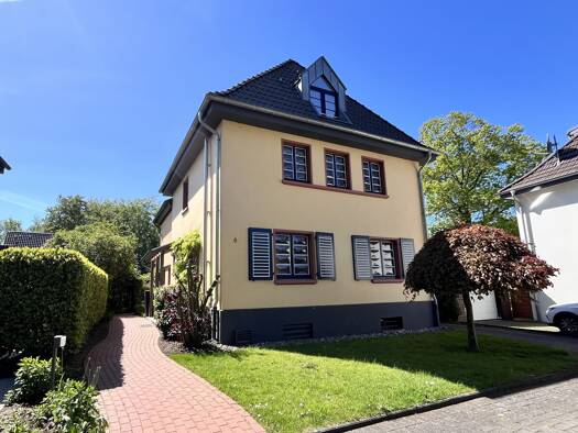 Einfamilienhaus zur Miete 1.650 € 5,5 Zimmer 156 m² 663 m² Grundstück Altschermbeck Schermbeck 46514