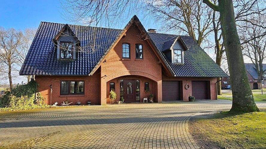 Immobilie in Hollnseth - immo-schramm.de: Imposantes Landhaus mit Nebengebäude - Bild 0