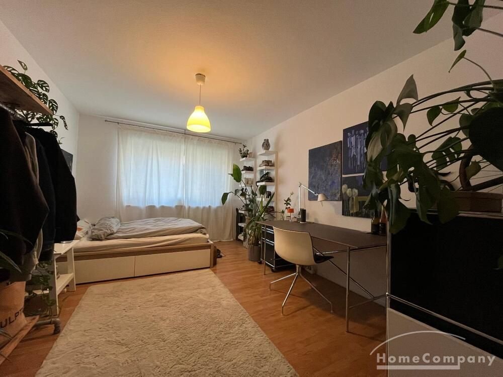 Studio zur Miete 1.580 € 4 Zimmer 112 m²<br/>Wohnfläche 1.<br/>Geschoss ab sofort<br/>Verfügbarkeit Eschersheim Frankfurt am Main 60433