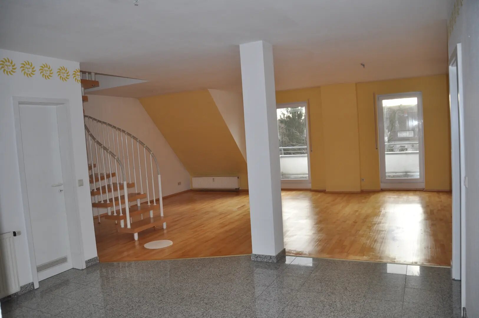 Wohnung zur Miete 700 € 3,5 Zimmer 120 m²<br/>Wohnfläche ab sofort<br/>Verfügbarkeit Mosbacher Straße Wallstadt Mannheim 68259