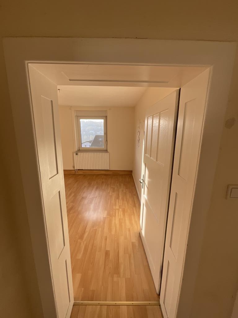 Wohnung zur Miete 519 € 4 Zimmer 75,5 m²<br/>Wohnfläche 1.<br/>Geschoss Obere Hardtstraße 3 Dieringhausen Gummersbach 51645