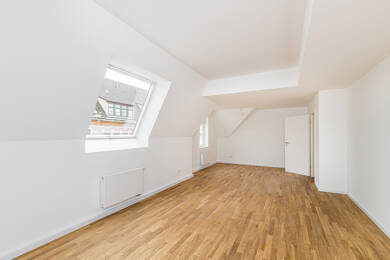 Wohnung zum Kauf 379.000 € 3 Zimmer 92,9 m² Dachgeschoss, 4. Geschoss Südvorstadt Leipzig 04275