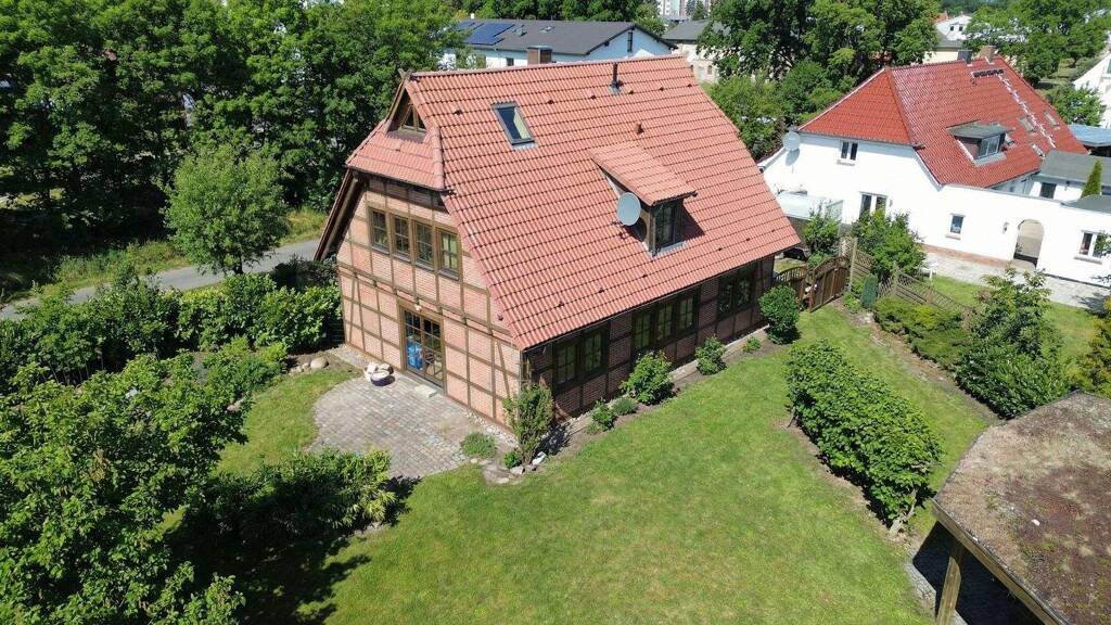 Einfamilienhaus zum Kauf 635.000 € 5 Zimmer 143 m² 998 m² Grundstück Groß Klein Rostock 18109