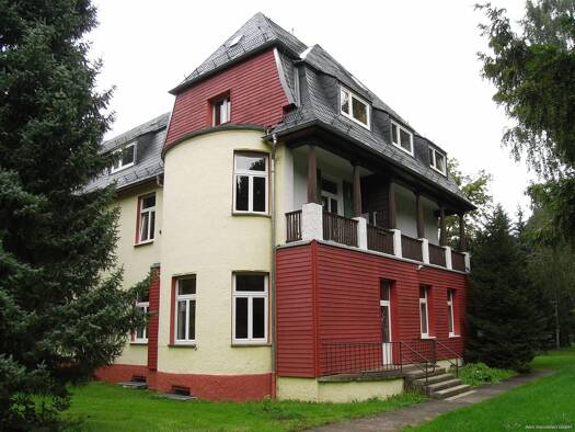 Wohnung zur Miete 780 € 3 Zimmer 117 m² 1. Geschoss frei ab sofort Bad Blankenburg 07422