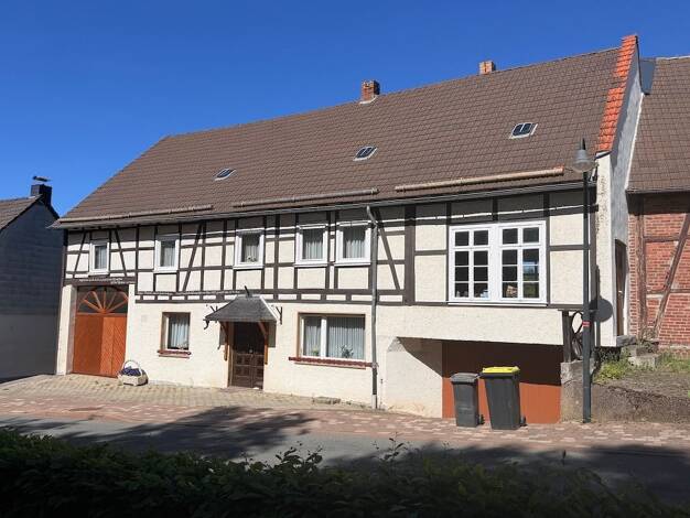 Haus zum Kauf 190.000 € 9 Zimmer 249 m² 536 m² Grundstück Heringhausen Diemelsee 34519