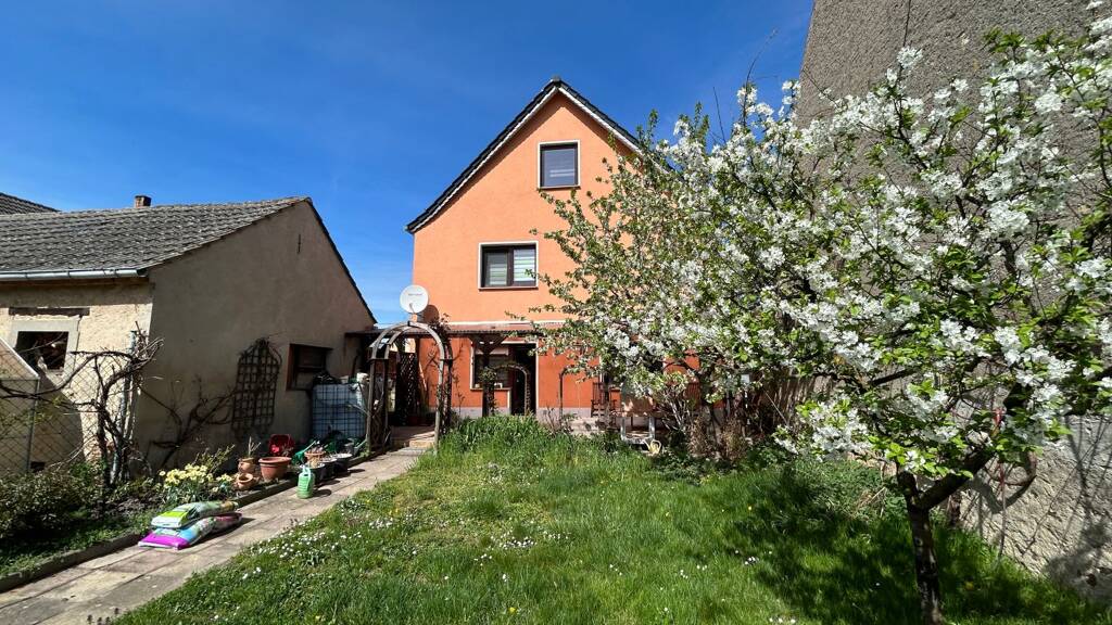 Einfamilienhaus zum Kauf 285.000 € 7 Zimmer 207,3 m² 563 m² Grundstück Kraußnitz Schönfeld 01561