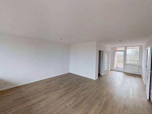 WG-Zimmer zur Miete 699 € 3 Zimmer 82,4 m² 4. Geschoss frei ab 15.04.2026 Herzog-Ernst-Ring 7 Blumlage Celle 29221