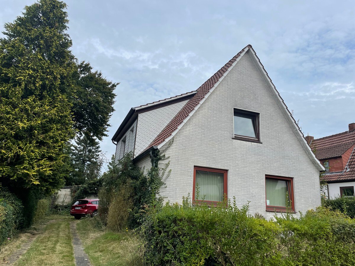 Einfamilienhaus zum Kauf 244.000 € 5 Zimmer 95 m²<br/>Wohnfläche 1.250 m²<br/>Grundstück Innenstadt Osterholz-Scharmbeck 27711