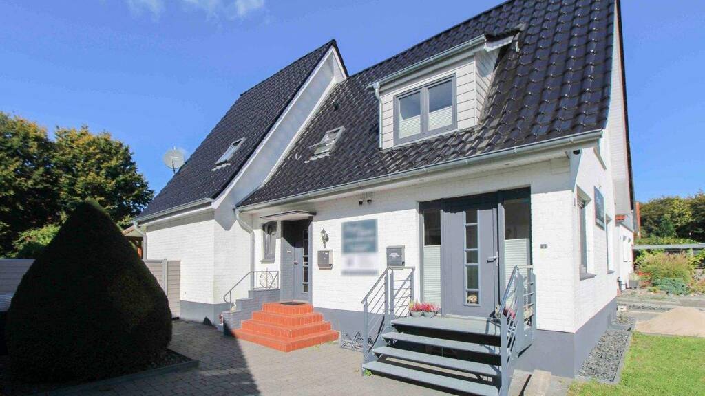 Sonstiges zum Kauf als Kapitalanlage geeignet 579.000 € 8 Zimmer 150 m² 922,1 m² Grundstück Engelsby Flensburg 24943