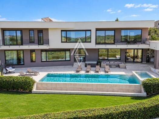 Einfamilienhaus zum Kauf 1.200.000 € 5 Zimmer 320 m² Dračevac, Poreč Poreč 52440