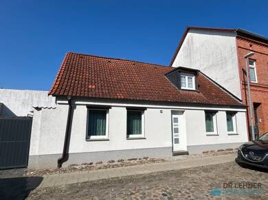 Reihenendhaus zum Kauf 145.000 € 3 Zimmer 110 m² 181 m² Grundstück Wittenberge Wittenberge 19322