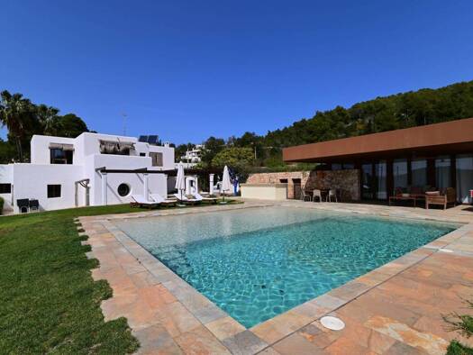 Chalet zur Miete 6.000 € 4 Zimmer 350 m² 25.936 m² Grundstück Santa Eulària des Riu 07850