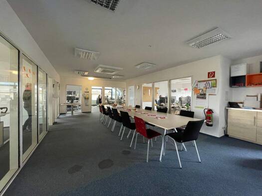 Bürofläche zur Miete provisionsfrei 2.546 € 380 m² Bürofläche Große Diesdorfer Straße 221 Stadtfeld Ost Magdeburg 39108