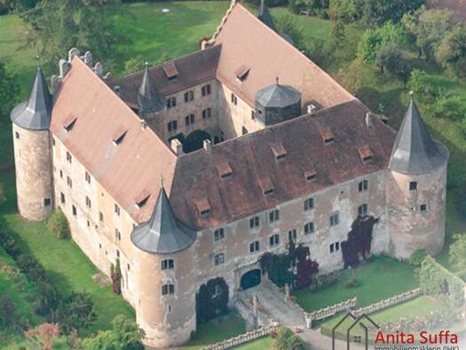 Schloss zum Kauf 1.800.000 € 35 Zimmer 1.300 m² 8.232 m² Grundstück Breitenlohe Burghaslach 96152