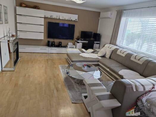 Bungalow zum Kauf 498.000 € 5 Zimmer 110 m² 1.100 m² Grundstück Bad Vöslau 2540